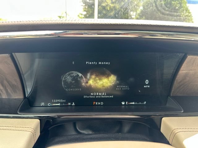 Used 2018 Lincoln Navigator Reserve w/ Technology Package AWD/4WD image 16