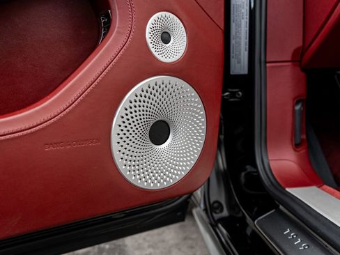 Used 2020 Bentley Continental GT image 33