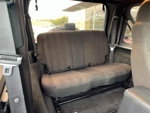 Used 2005 Jeep Wrangler Rubicon AWD/4WD image 17