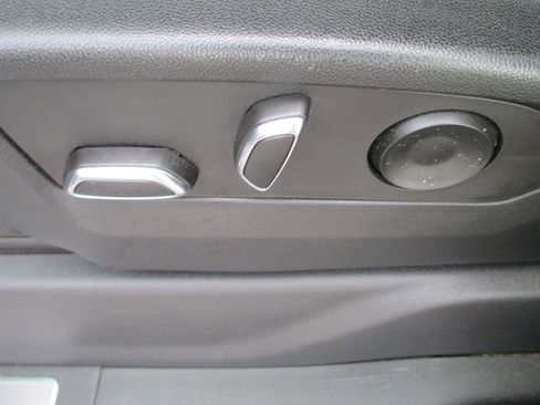 Used 2022 GMC Sierra 1500 Denali image 28