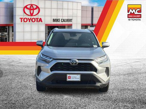 Certified 2025 Toyota RAV4 LE AWD/4WD image 8