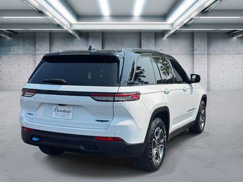 Used 2023 Jeep Grand Cherokee Trailhawk image 4