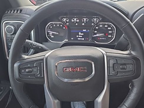 Used 2020 GMC Sierra 1500 SLT w/ X31 Off-Road Package AWD/4WD image 22