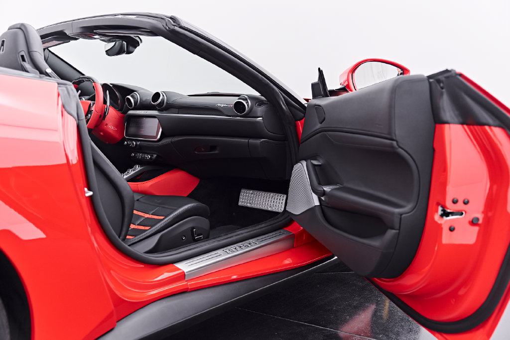 Used 2022 Ferrari Portofino M RWD image 40