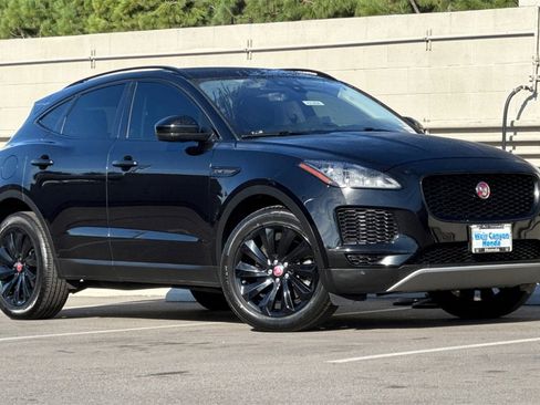 Used 2020 Jaguar E-PACE SE image 2