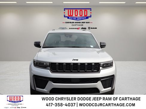 New 2026 Jeep Grand Cherokee Altitude AWD/4WD image 9