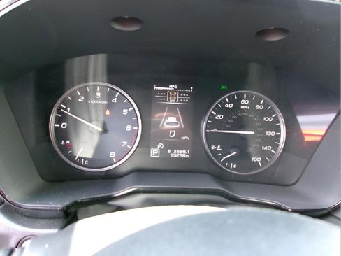 Used 2024 Subaru Outback Premium image 14