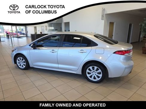 Used 2026 Toyota Corolla LE FWD image 9