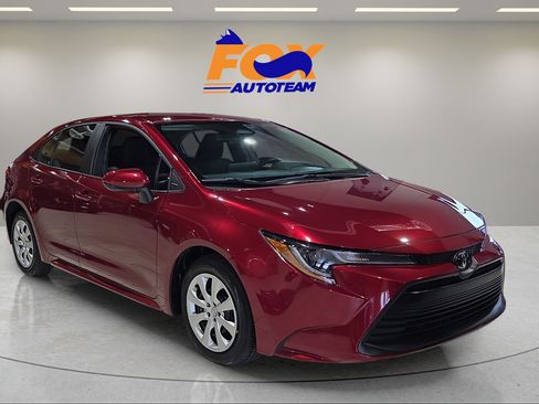 Certified 2025 Toyota Corolla LE FWD image 6
