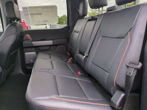 New 2026 Ford F250 Lariat w/ FX4 Off-Road Package image 14