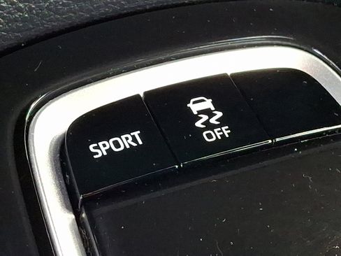 Certified 2022 Toyota Corolla SE image 26