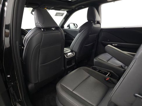 Used 2024 Lexus TX 500h AWD image 34