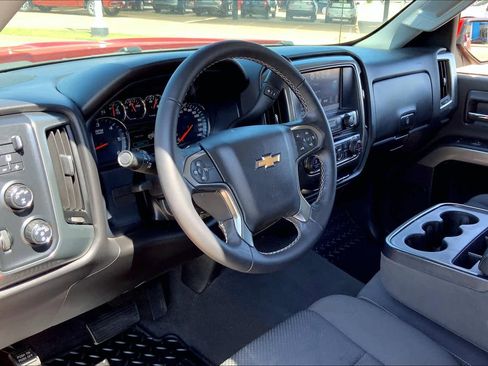 Used 2019 Chevrolet Silverado 1500 LT w/ Texas Edition AWD/4WD image 16