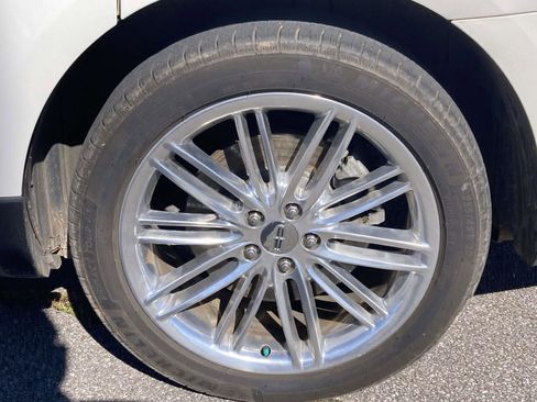 Used 2014 Lincoln MKT Ecoboost w/ Equipment Group 201A image 13