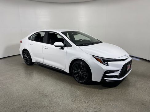 New 2026 Toyota Corolla SE image 1