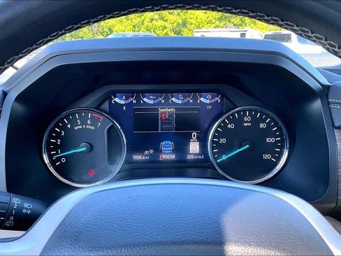 Used 2024 Ford Expedition Limited AWD/4WD image 13