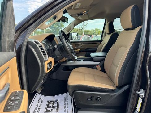 Used 2019 RAM 1500 Big Horn AWD/4WD image 15