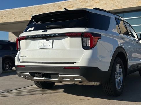 New 2026 Ford Explorer Active w/ Active Comfort Package image 53