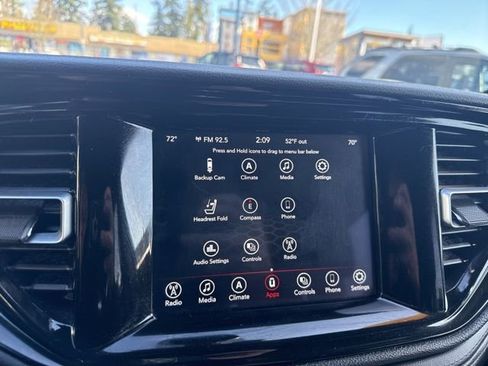 Used 2022 Dodge Durango SXT w/ Blacktop Package image 25