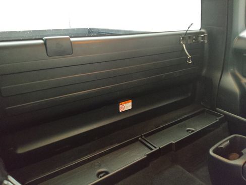 Used 2022 Toyota Tacoma SR image 19