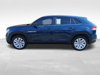 Used 2023 Volkswagen Atlas Cross Sport SE video 2