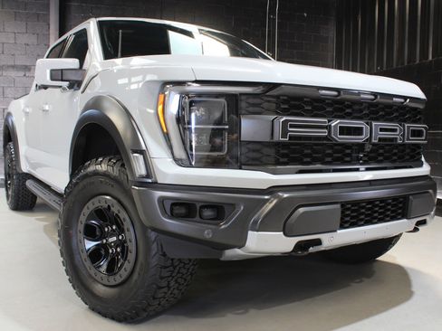 Used 2023 Ford F150 Raptor w/ Raptor Carbon Fiber Package image 9