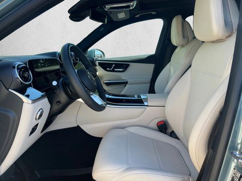 Certified 2026 Mercedes-Benz GLC 300 4MATIC image 11