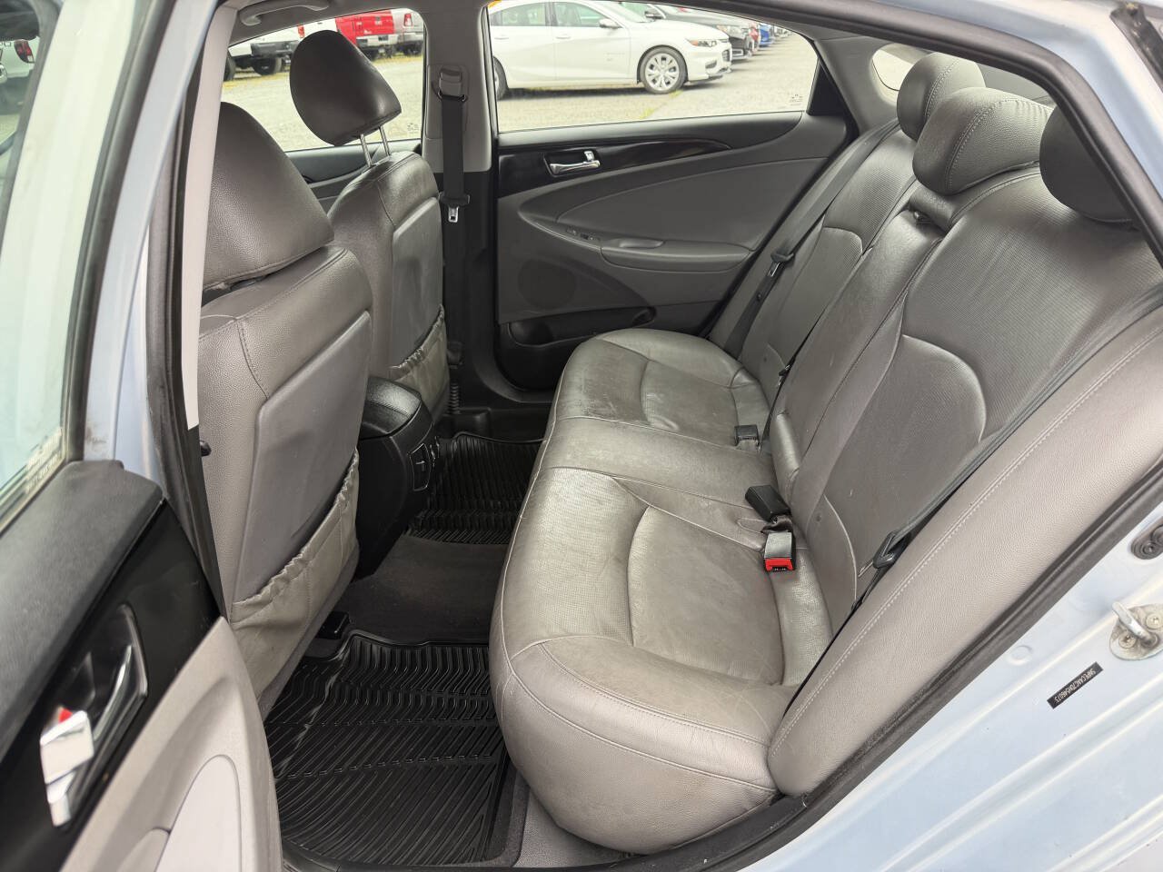 Used 2013 Hyundai Sonata Limited w/ Premium Pkg FWD image 13