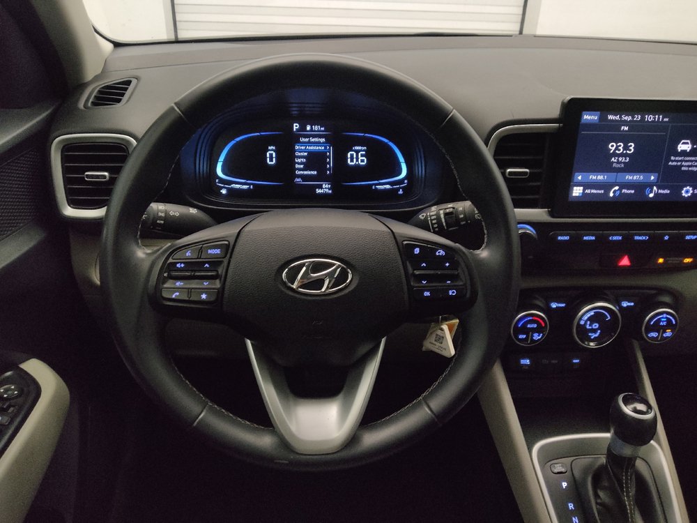 Used 2023 Hyundai Venue SEL FWD image 22