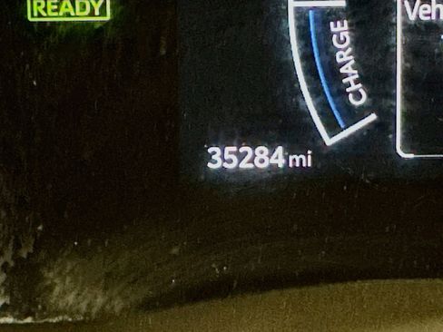 Used 2025 Toyota Camry SE FWD image 19