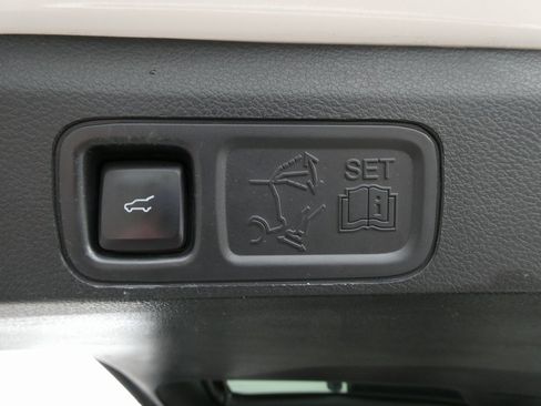 Used 2021 Ford Expedition Max Platinum image 20