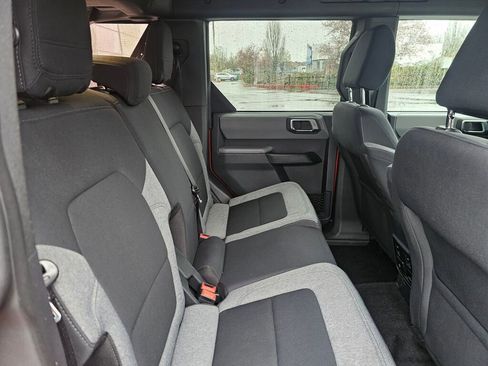 Used 2023 Ford Bronco Big Bend image 16