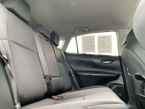 Used 2023 Toyota Venza LE AWD/4WD image 34