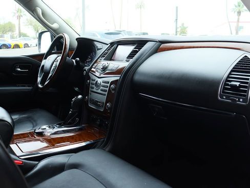 Used 2019 INFINITI QX80 Luxe w/ Proassist Package image 38