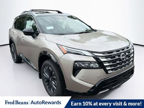 New 2026 Nissan Rogue Platinum w/ Platinum Premium Package AWD/4WD image 1