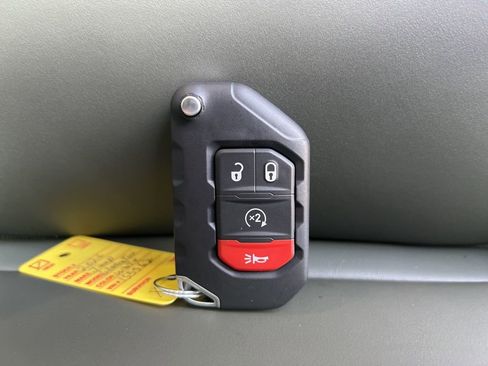 New 2026 Jeep Gladiator Mojave image 27