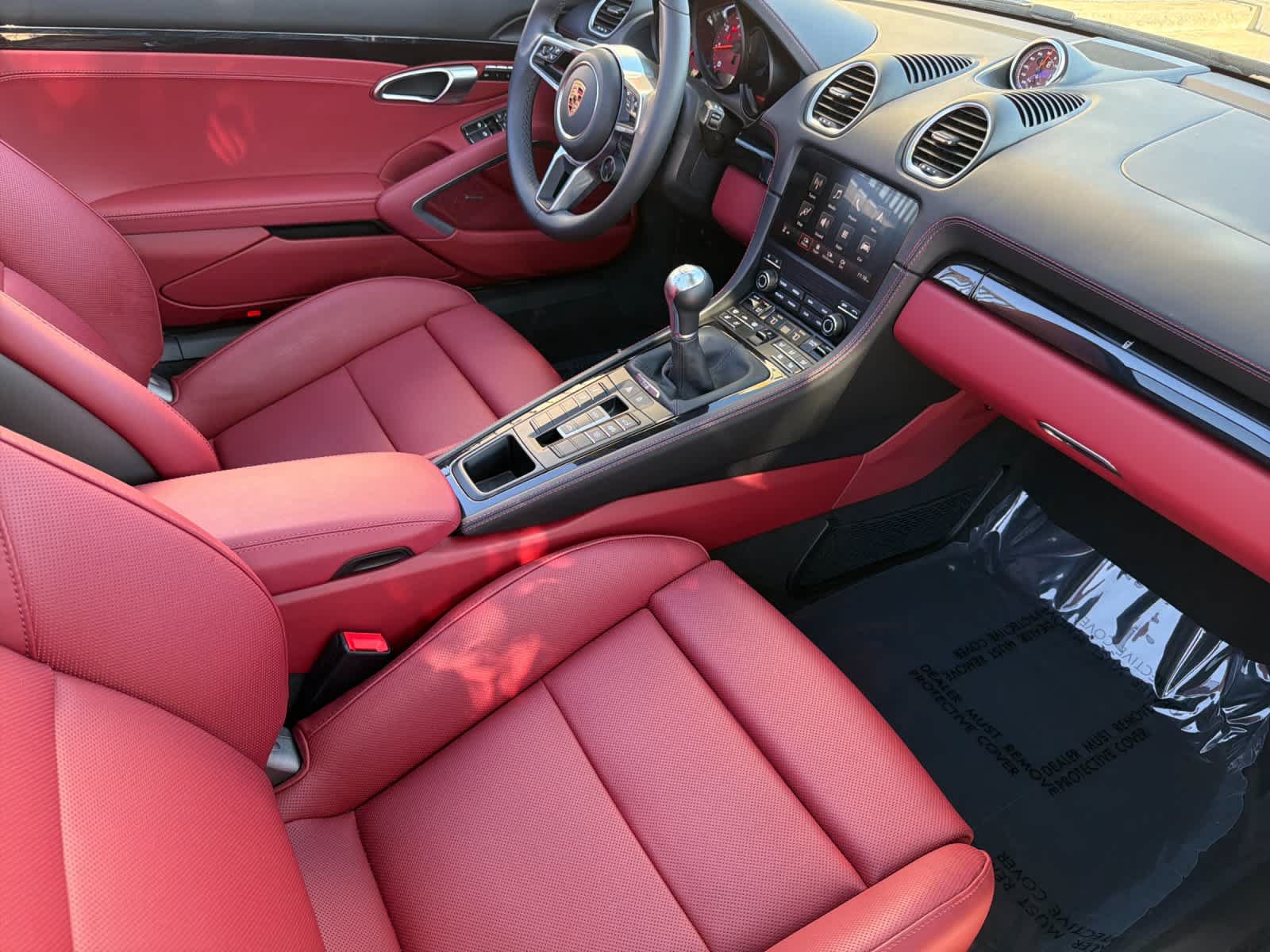 Certified 2025 Porsche 718 Boxster S RWD image 15