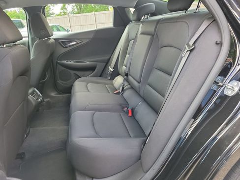 Used 2025 Chevrolet Malibu LT FWD image 15