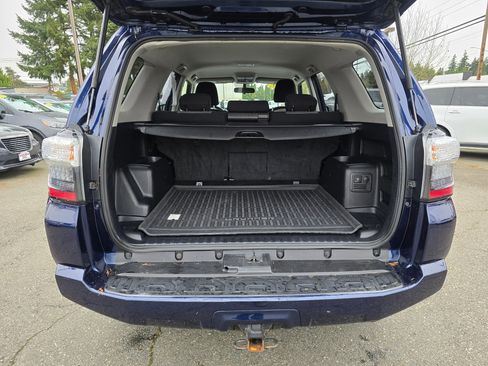 Used 2015 Toyota 4Runner SR5 image 16