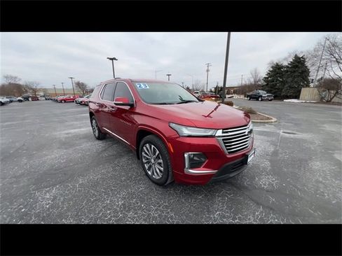 Certified 2023 Chevrolet Traverse Premier w/ LPO, Floor Liner Package image 2