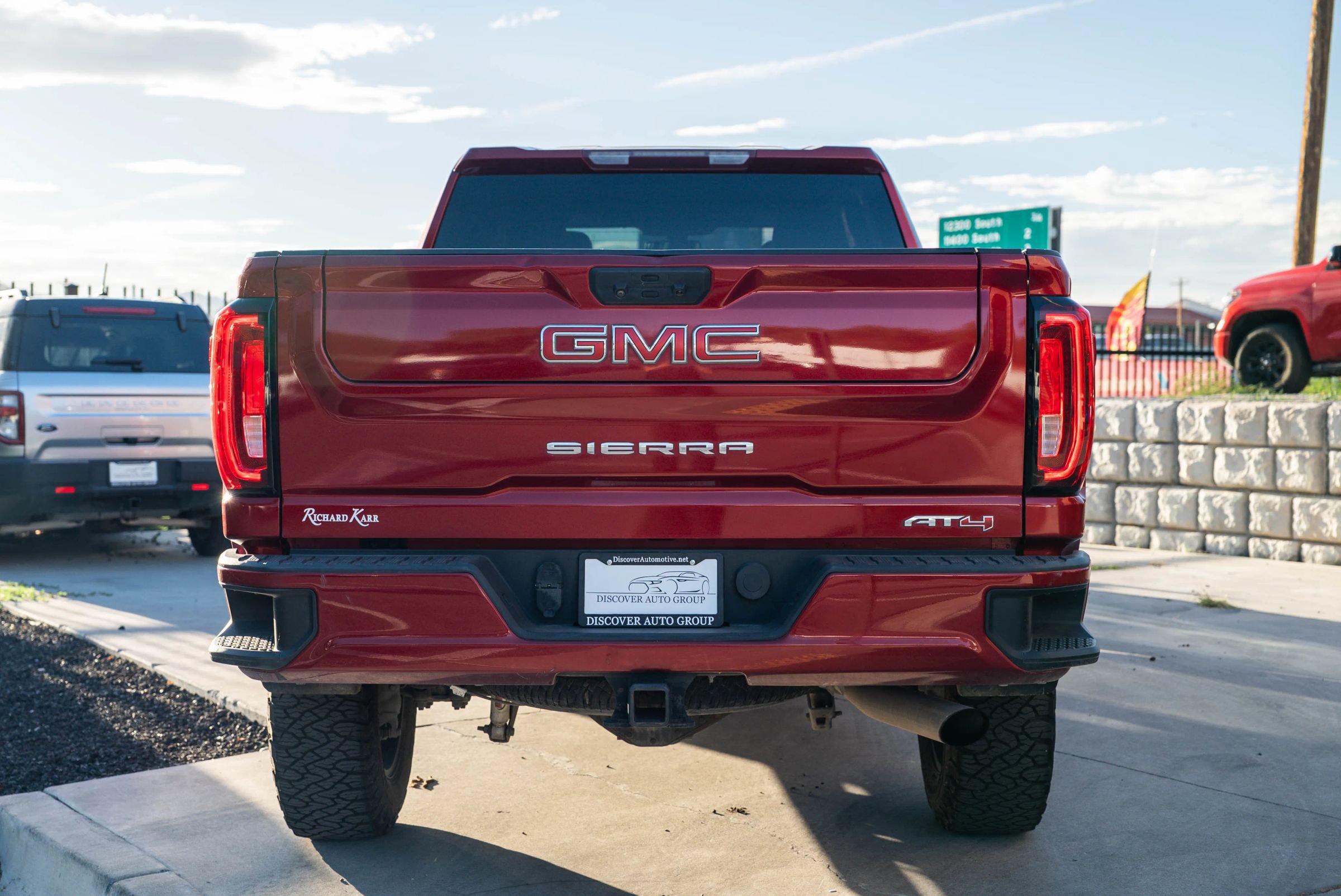 Used 2022 GMC Sierra 2500 AT4 AWD/4WD image 6