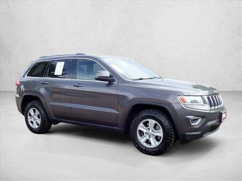 Used 2014 Jeep Grand Cherokee Laredo w/ Quick Order Package 23E AWD/4WD image 6