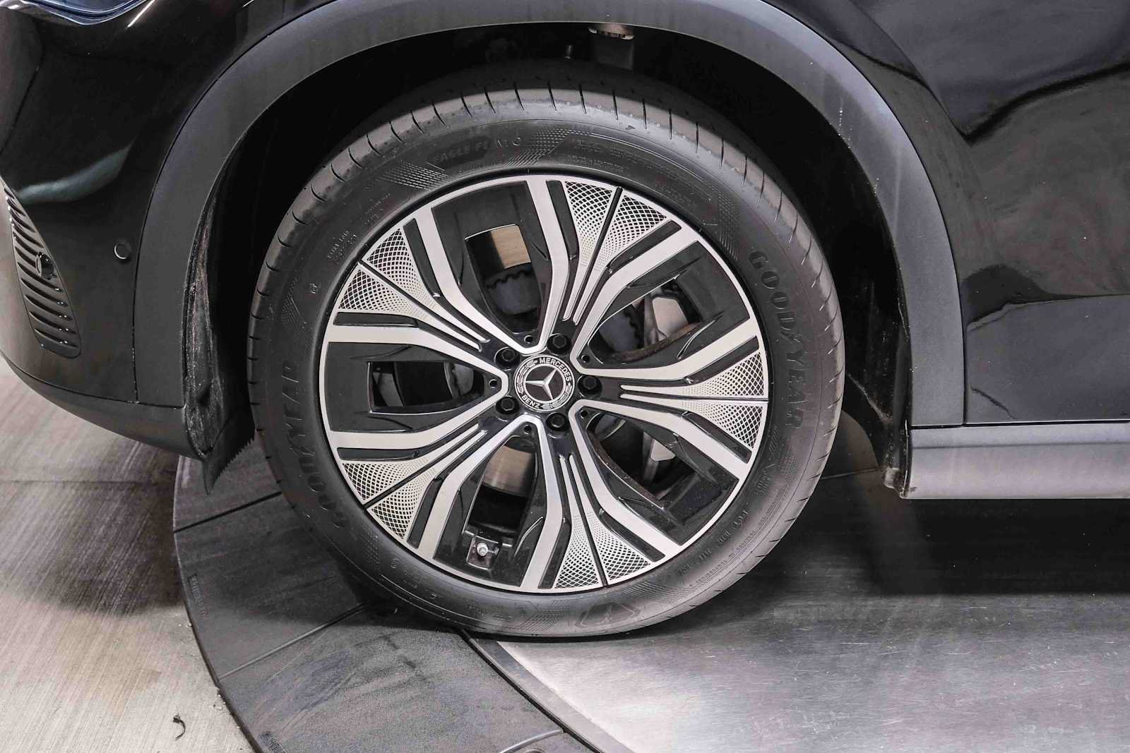 Certified 2023 Mercedes-Benz EQE 350+ 4MATIC SUV image 10