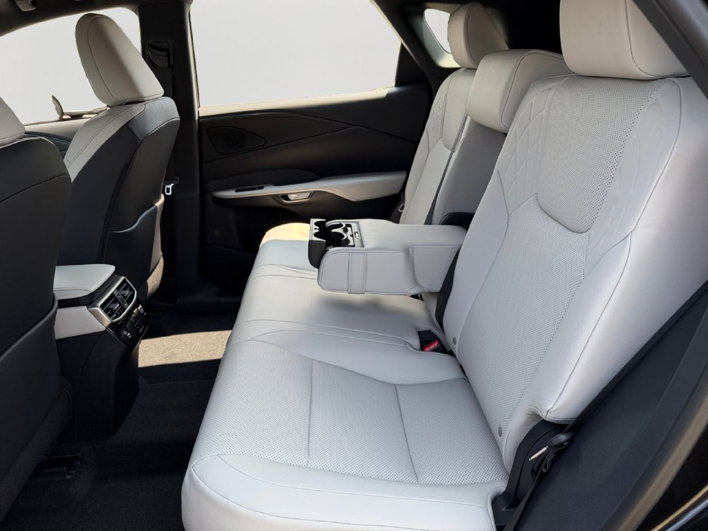 New 2026 Lexus RX 350 F Sport w/ Convenience Package AWD/4WD image 8