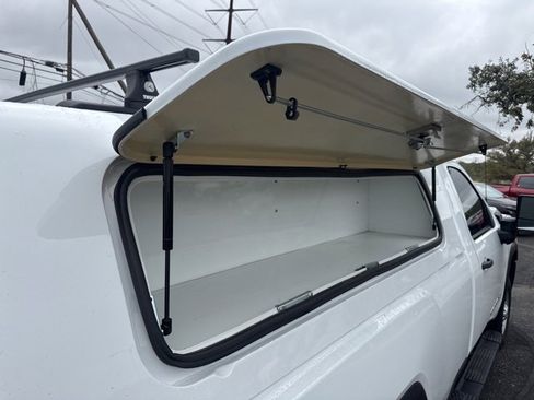 Certified 2024 GMC Sierra 2500 Pro w/ Convenience Package image 13