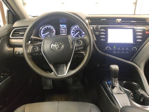 Used 2019 Toyota Camry LE FWD image 22