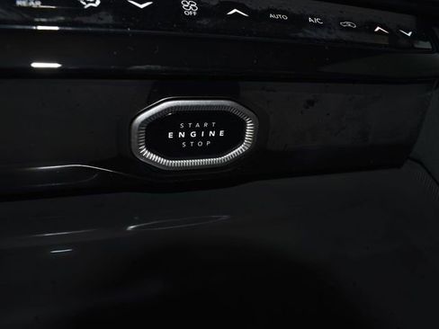 New 2026 Jeep Grand Cherokee Limited w/ Limited Altitude Package image 19