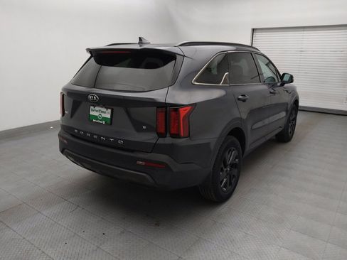 Used 2021 Kia Sorento S w/ Panoramic Sunroof Package image 9