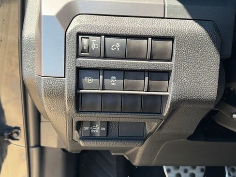 Used 2025 Toyota Tacoma TRD Sport image 19