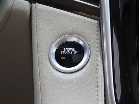 Used 2020 Cadillac Escalade ESV Luxury image 21